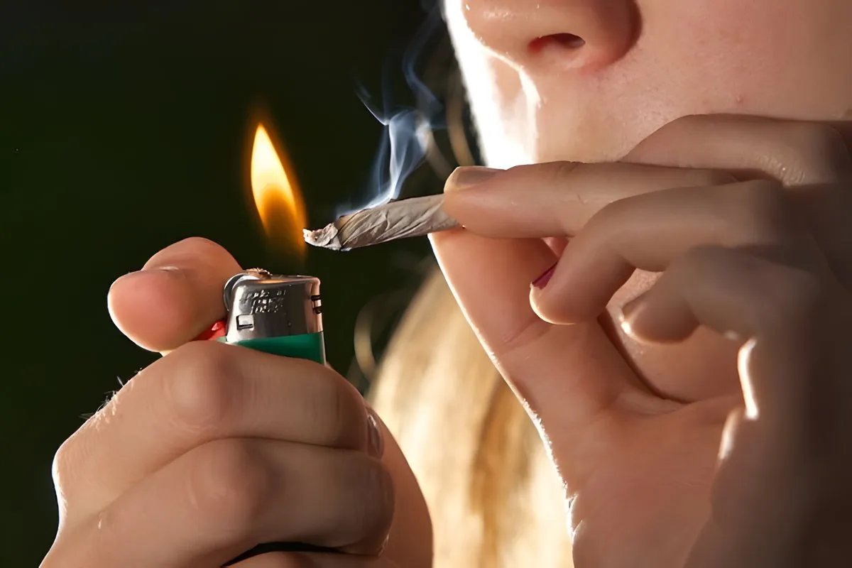 Imagen ilustrativa utilizada en contenidos sobre prevención y educación respecto al consumo de marihuana.