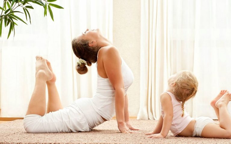 posturas de yoga y osteoporosis