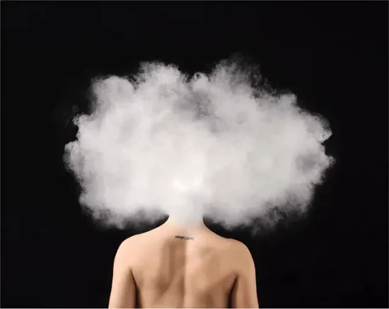 Cómo dejar de sobrepensar las cosas: 12 simples hábitos 13 neblina mental