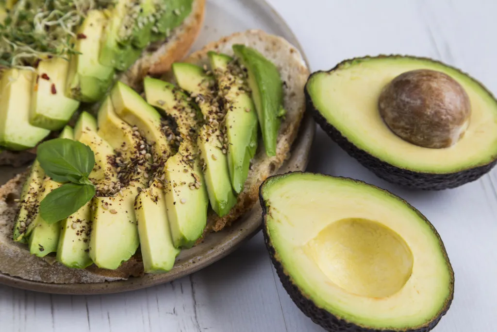 10 beneficios de comer palta