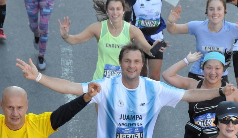 Correr la maratón de Nueva Yorks sonriendo