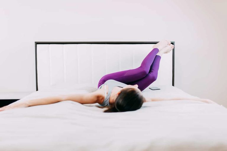 ejercicios para hacer en la cama