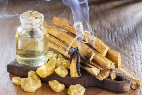 que es palo santo brujeria