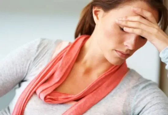 Cómo dejar de sobrepensar las cosas: 12 simples hábitos 16 señales del cuerpo cansancio